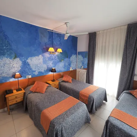 蒙特塞拉特酒店 锡切斯