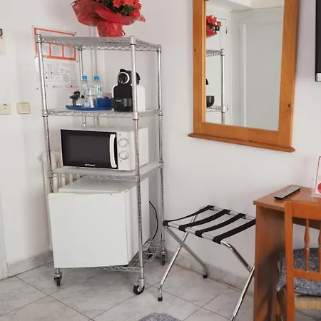 蒙特塞拉特酒店 2*