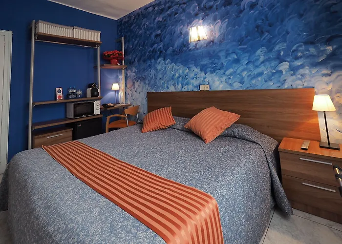 Hotel Montserrat 2*