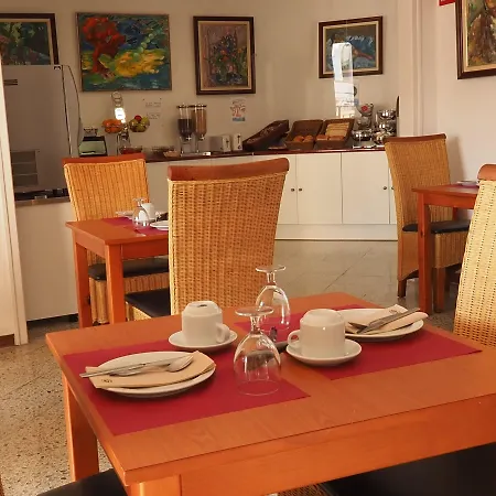 Montserrat Hotel Sitges