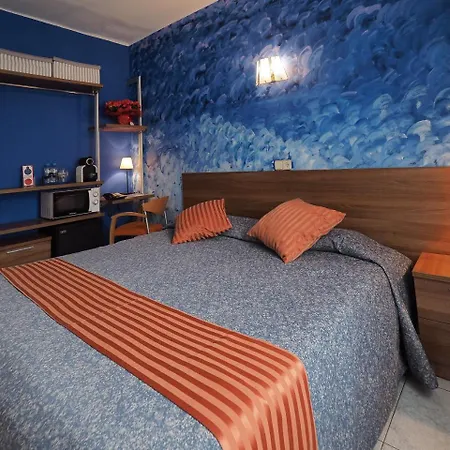 Montserrat Hotell