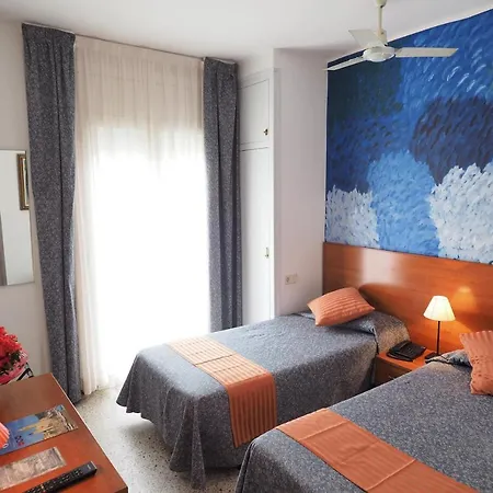 Montserrat Hotell 2*